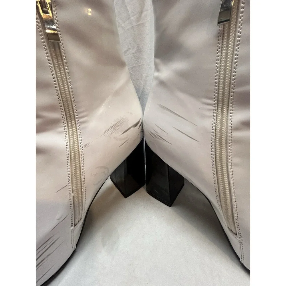 Black White Block Heel Ankle Boots Side Zip Womens 9 Mod Artsy Go Go
